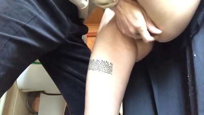 พ่อตัวพ่น ในห้องน้ำ โรงเรียน ถึงจุดสุดยอด frothy จริง - ครูของฉันทำดีที่สุดแล้ว